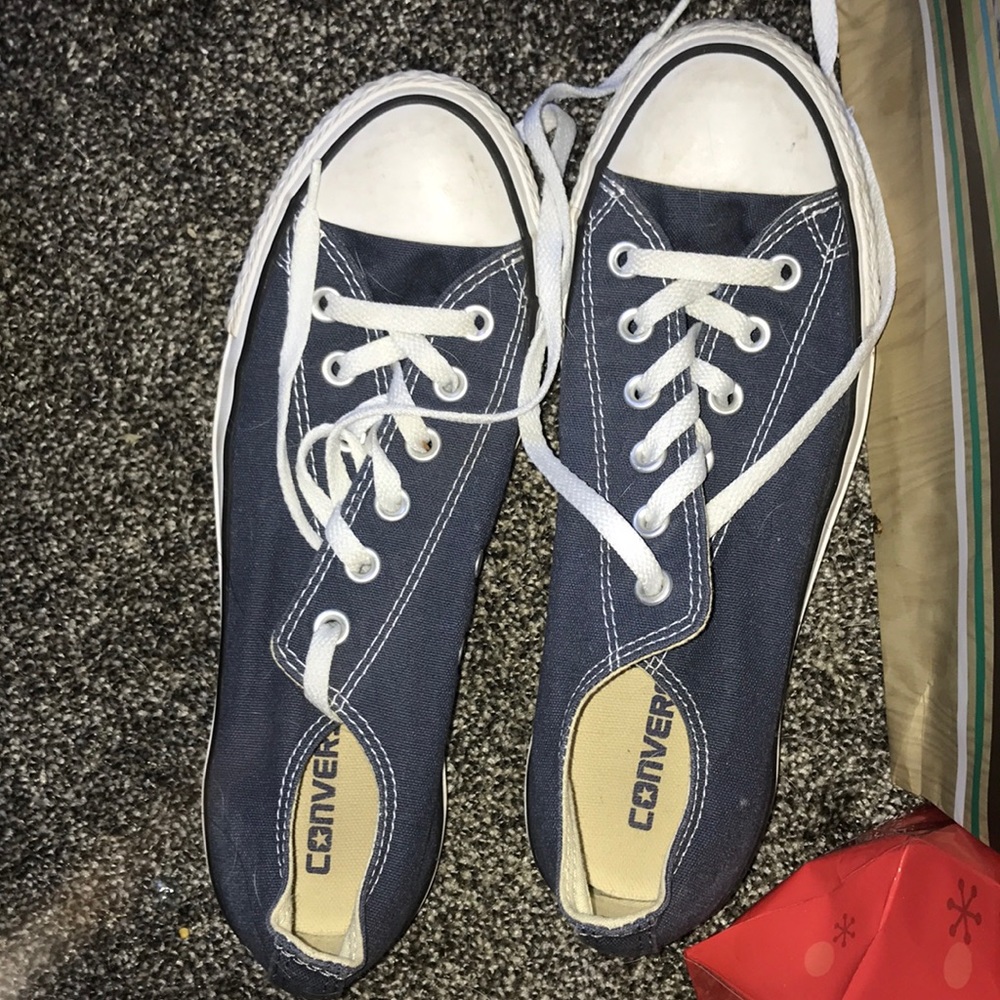 Navy converse